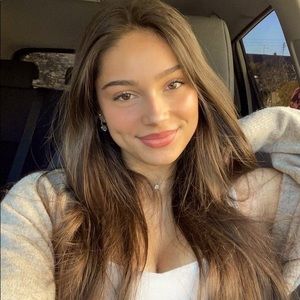 Meet your Posher, Gretchen